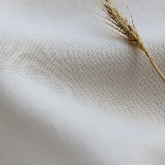 Carita Off-White 300cm - Double width White linen fabric