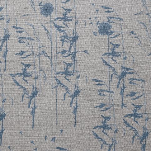 Breeze True Blue - Curtain fabric with Blue botanical pattern