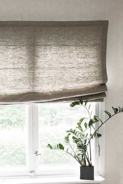 Linen Roman blinds